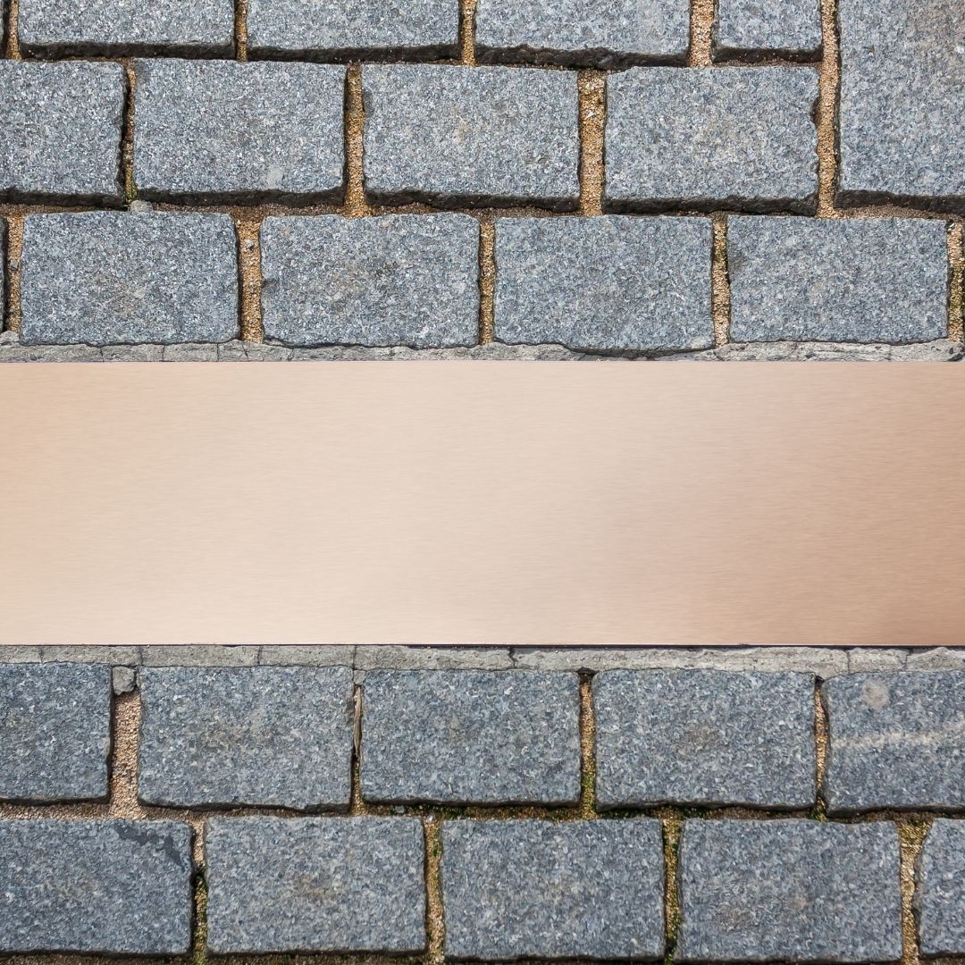 What Types of Plaques Are Available?